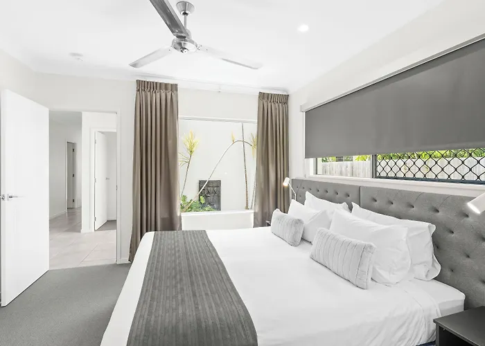 Blue Lagoon Villa B
