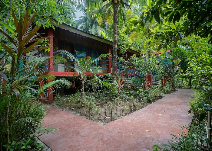 Palm Grove Eco Resort