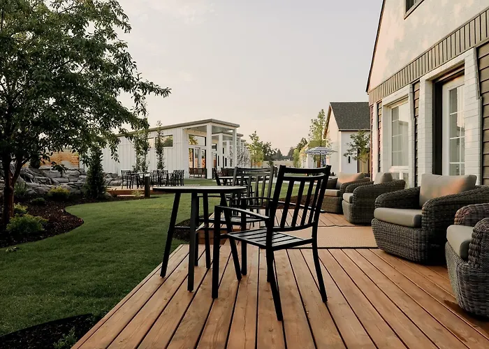 Xhale Resort & Spa - Adults Only Resort