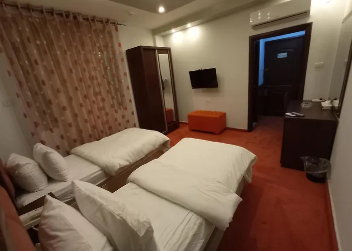 Golden Rose Hotel