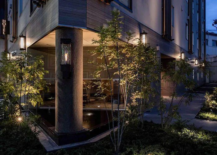 Y-Hotel