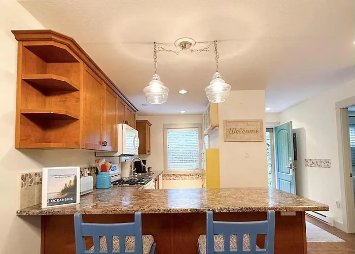 Oceanside Resort 3 Bed 2 Bath With Indoor Pool And Hot Tub