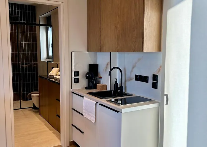 Kyllini Seaside Apartments & Rooms