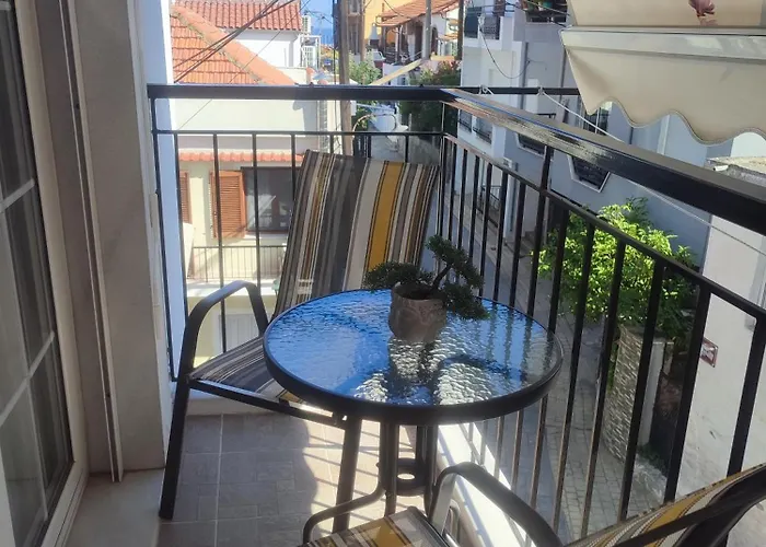 Vaia'S Urban Stay