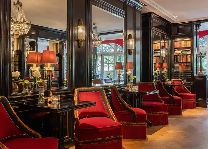 Apollofirst Boutique Hotel