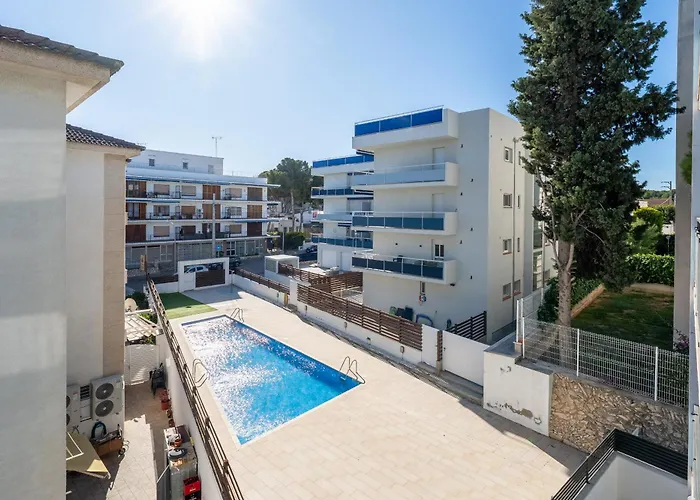 Hauzify I Apartaments Coral
