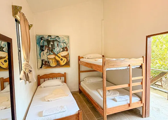 Bella'S Backpackers Hostel