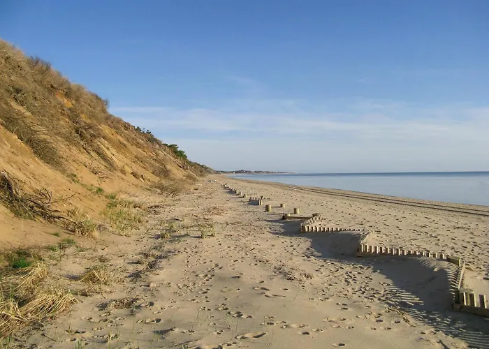 12217 - Beautiful Views Of Cape Cod Bay Access To Private Beach Easy Access To P-Town