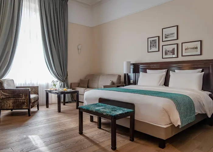 Hotel Regent Contades By Stay Collection