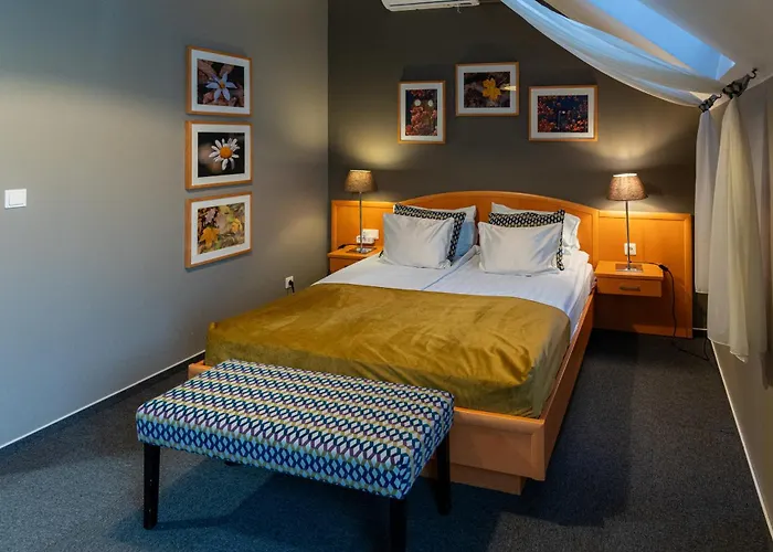 Hotel Piano