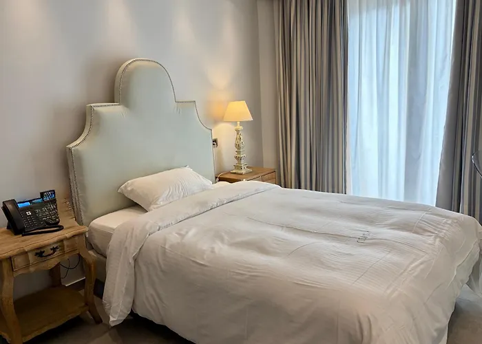 Comfy Boutique Hotel