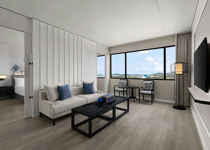 Courtyard By Marriott Phuket Town