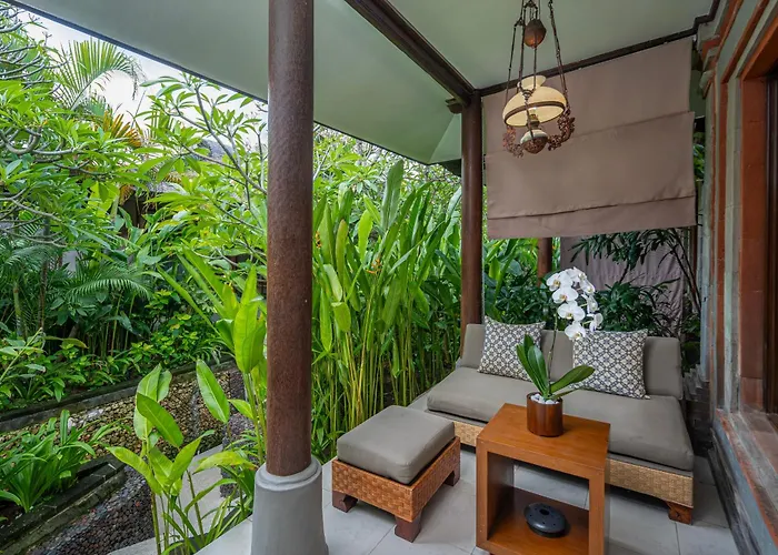 Kuta Seaview Beach Resort