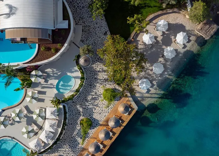 Yacht Classic Hotel - Boutique Class