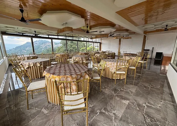 Sood'S Himalayan Vista