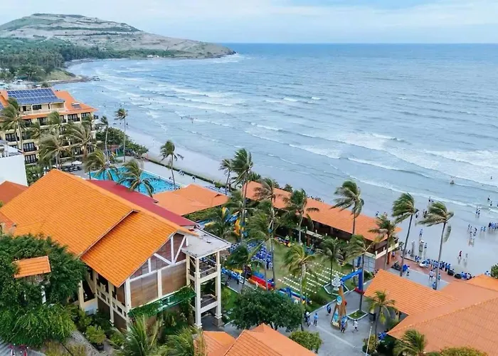 Hon Rom Central Beach Resort