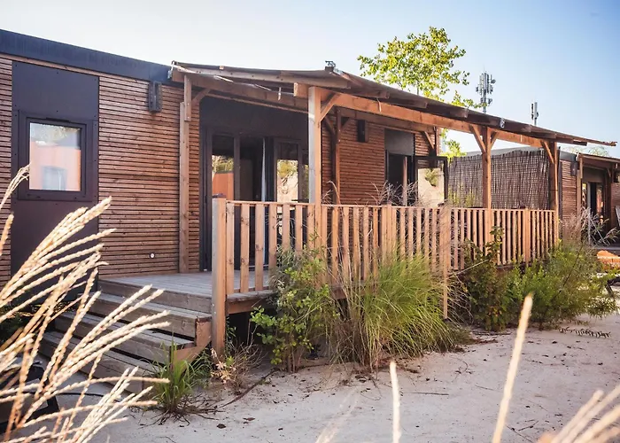 Nova Lodges