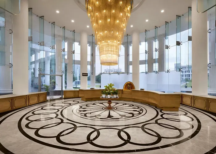 Amanora The Fern Pune, Series By Marriott