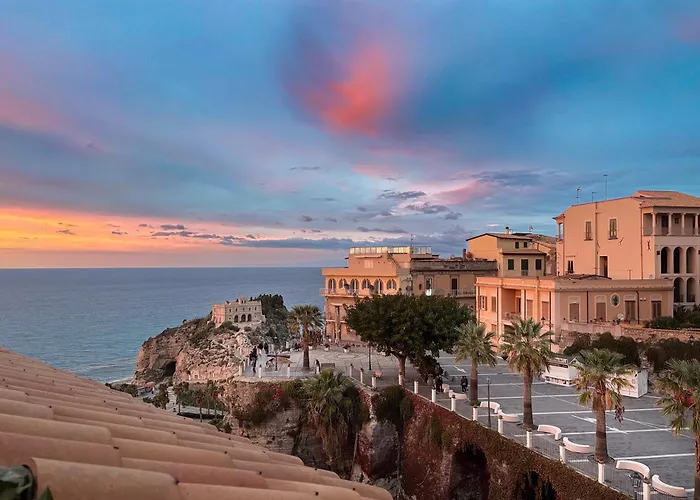 B&B Island Tropea -Sea View Rooms & Suites-