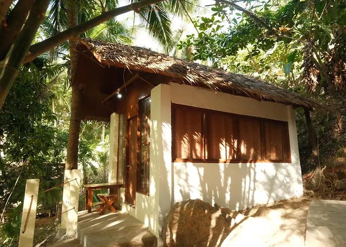 Cocovana Beach Resort (Adults Only)