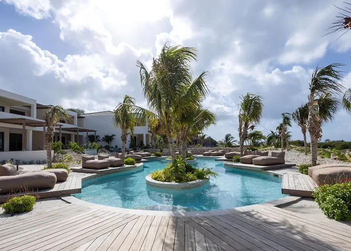 The Reef - Blue Bay Golf & Beach Resort