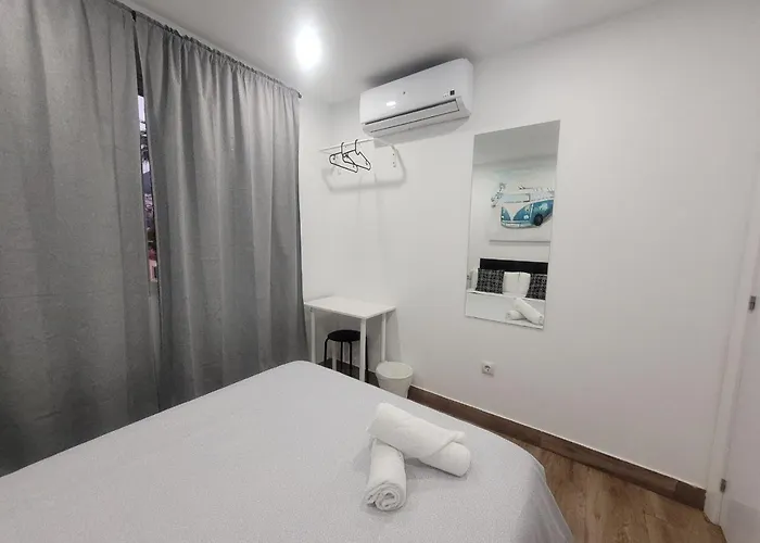 Ayz Elcano - Auto Check-In Property