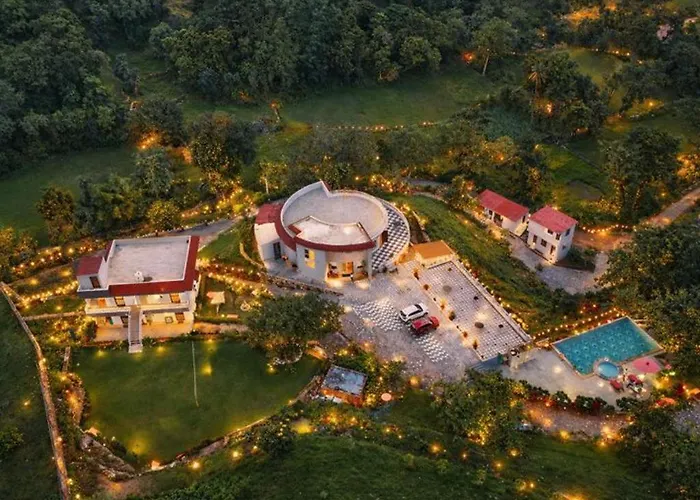 The Sky Imperial Pavoreal Jungle Resort