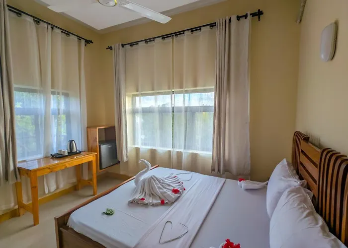 Joujo'S Jungle Guest House