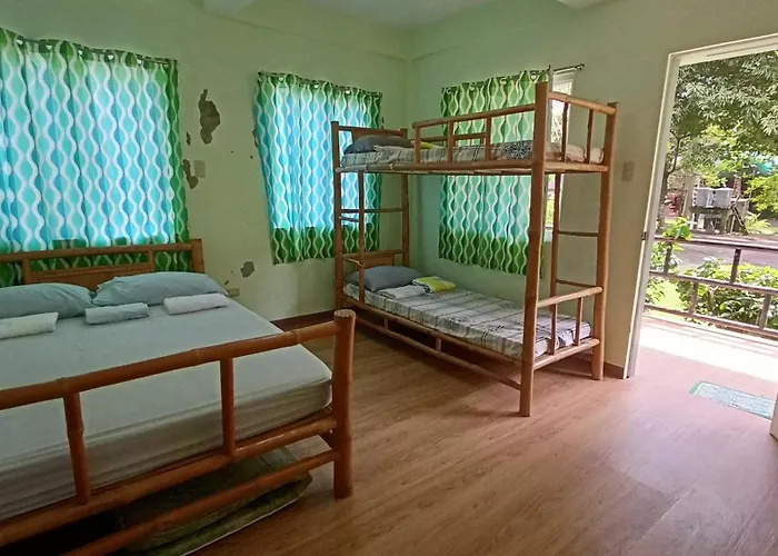 Suki Beach Resort "D" Standard Aircon Room