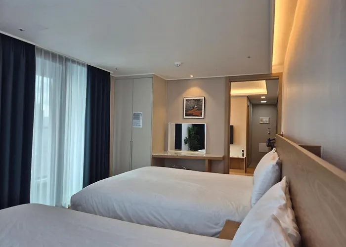 The Solid Residence - Elbon The Stay By Haeundae