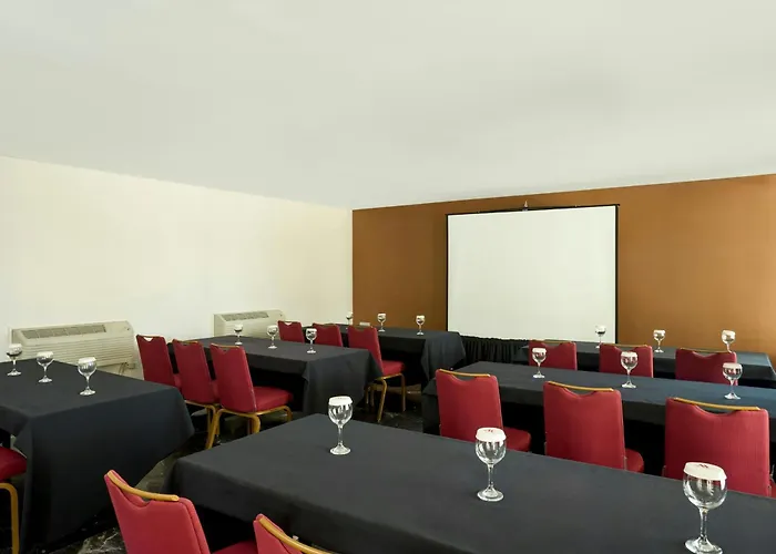 Marriott Maracay Golf Resort