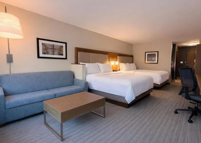 Holiday Inn Express & Suites Charlotte - Ballantyne By Ihg