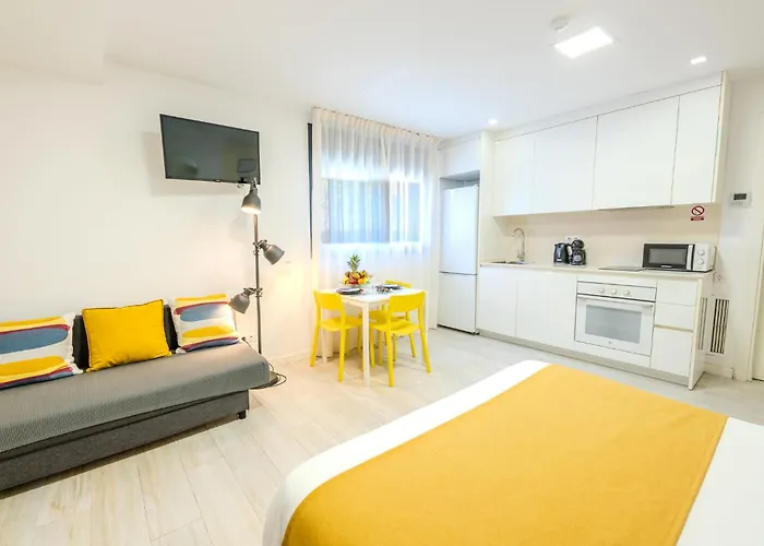 Castell Beach Aparthotel