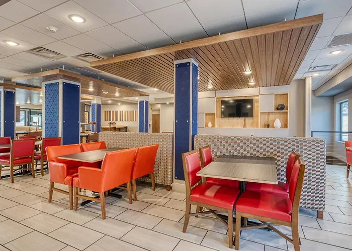 Holiday Inn Express & Suites - Manitou Springs By Ihg