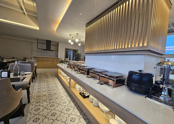 Hotel Lenexa By Bestinn Leisure