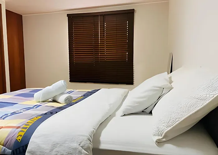 Habitacion Acogedora Con Bano Privado Y Entrada Independiente