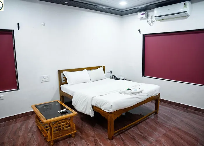 Shivansh Cottages And Resort
