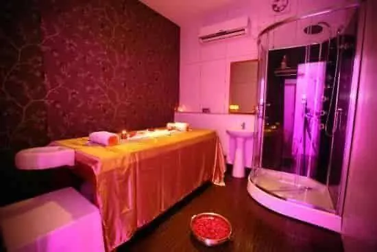Dhaka Spa
