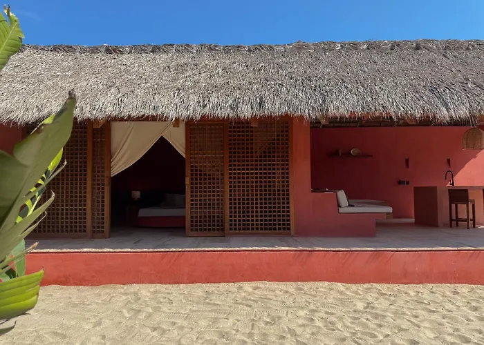 Caiman Puerto - Barefoot Luxury Villas & Houses