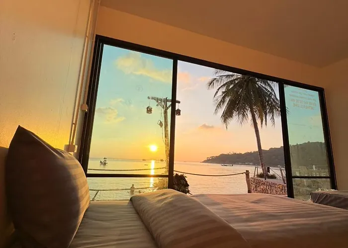 Malila Sea Breeze Hostel