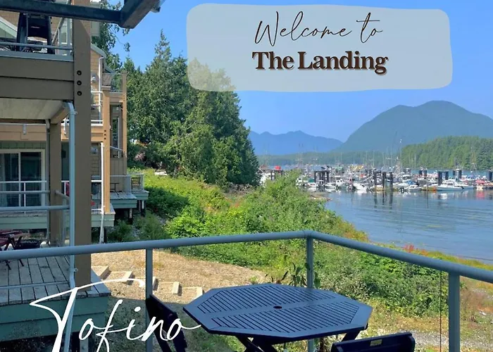 The Landing- Your Downtown Waterfront Oasis