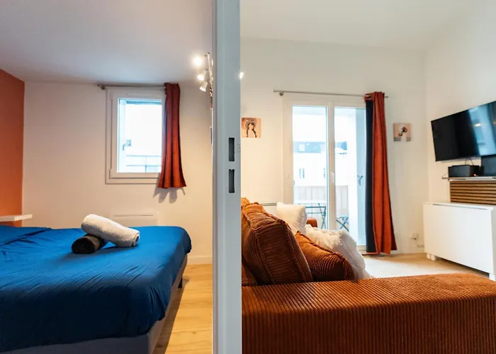 Duplex pour famille 4 Personnes, Plage 100m, TV 4K