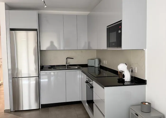 New Cp High Floor Luxury Studio With Partial Sea View