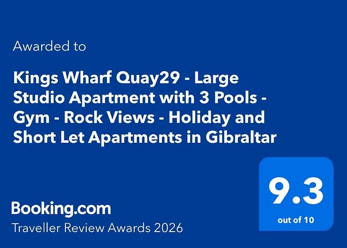 Kings Wharf Studio: Gibraltar Retreat with Pools and Gym