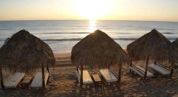 Acogedor apartamento en Daimús a 150 metros de la playa con parking privado y piscinas comunitarias