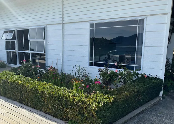 Te Mahia Bay Resort