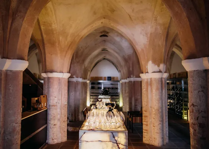 Convento Do Espinheiro, Historic Hotel & Spa