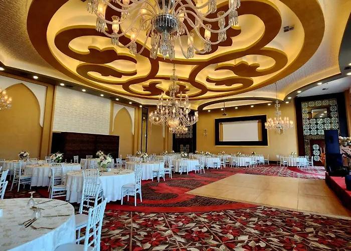 Kronos Hotel