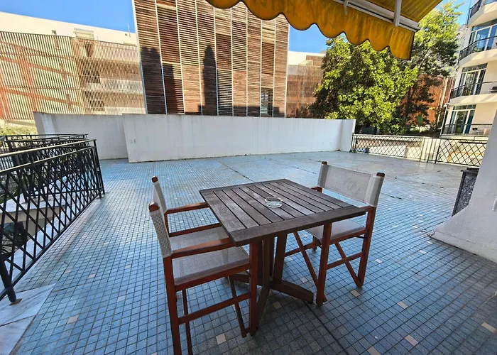 La Dolce Vita Hotel