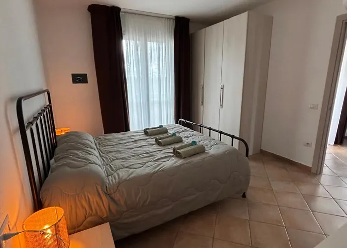 Maris Apartments - Holiday Homes